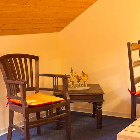 Stahlecker Hof 3* Lichtenstein (Baden-Wurttemberg)