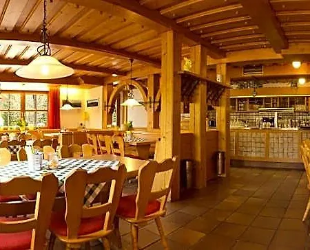 Otel Stahlecker Hof 3*